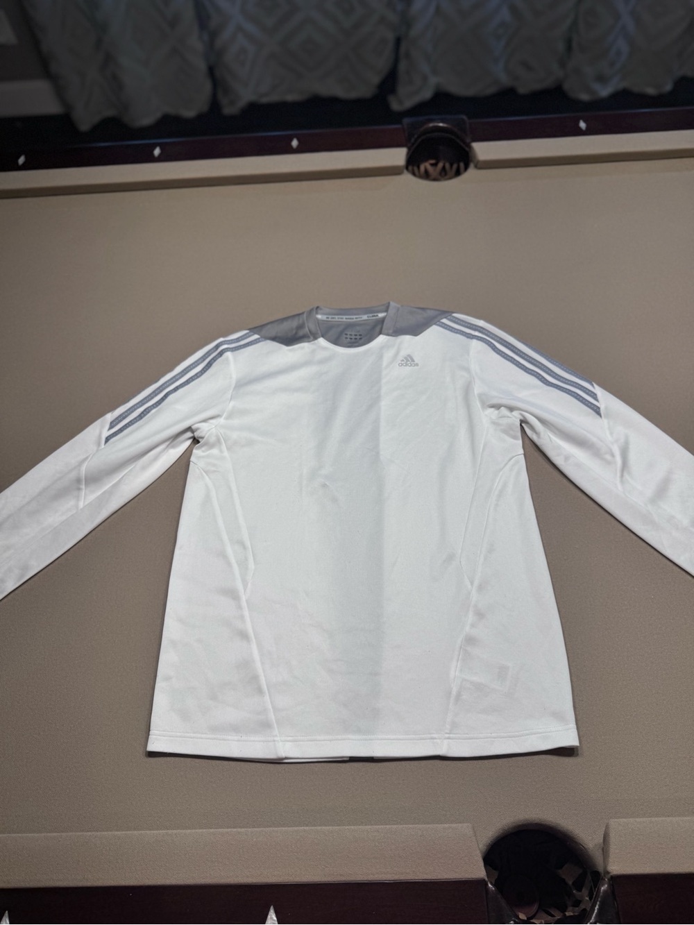 adidas White Long-Sleeve Athletic Top with Gray Shoulder Stripes